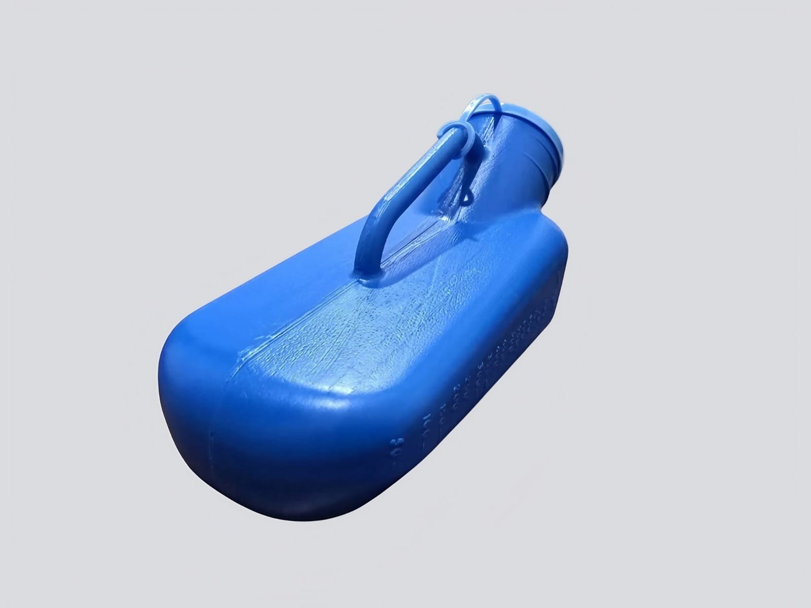 Male Urinal Bottle 1000ml with Lid 4 Blue 1000ml male urinal bottle with lid, side view showing measuring scale
